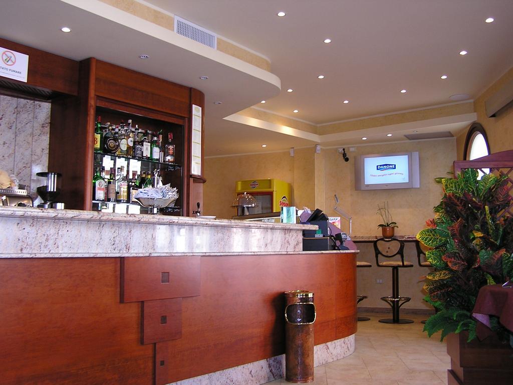 Hotel Mistral Portoscuso Eksteriør billede